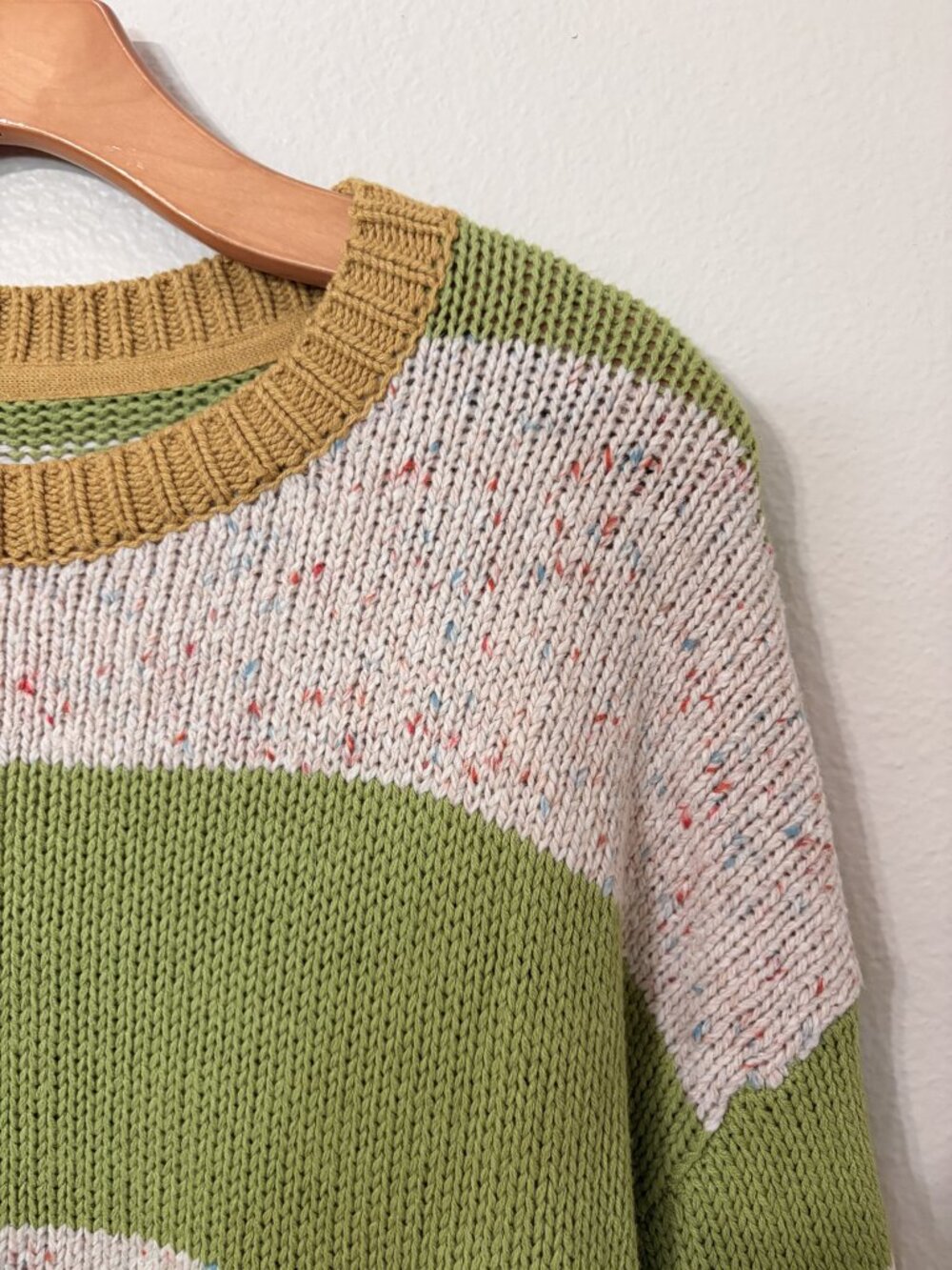Urban Outfitters Green Striped Jumper - Picture 3 of 6